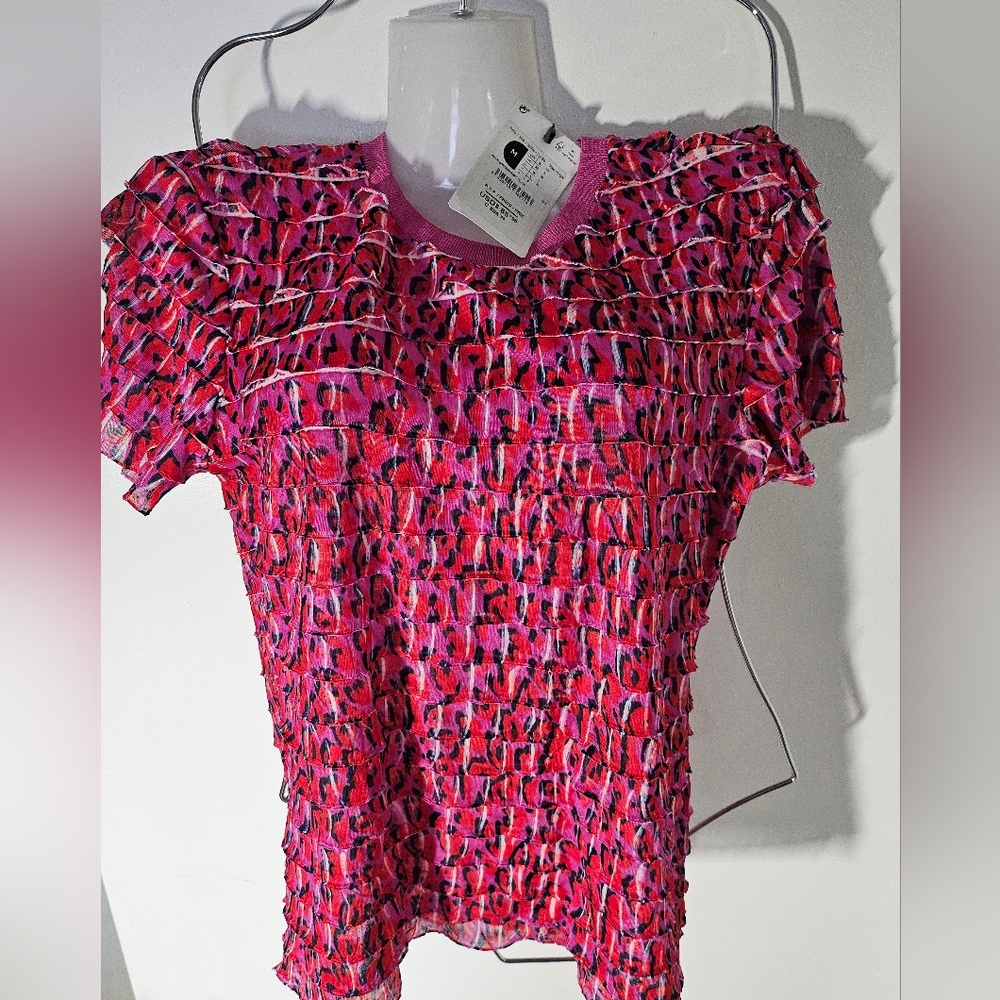 NWT Desigual Unique and one of a kind top pink top sz M